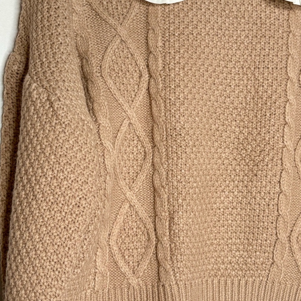Blu Pepper NWT Medium Doll Collared CableKnit Once Upon a time Sweater taupe - Picture 11 of 14